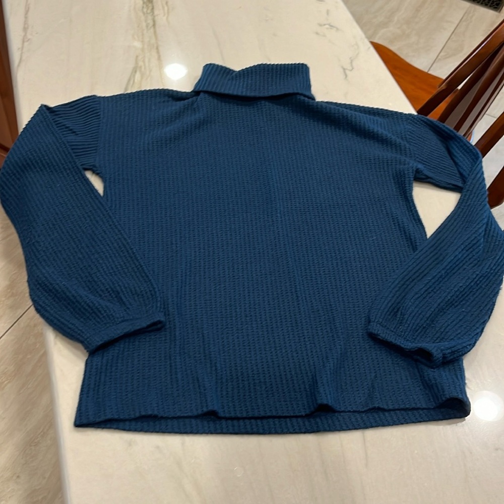 Gap, extra small blue balloon sleeves with elastic cuff turtleneck sweater
